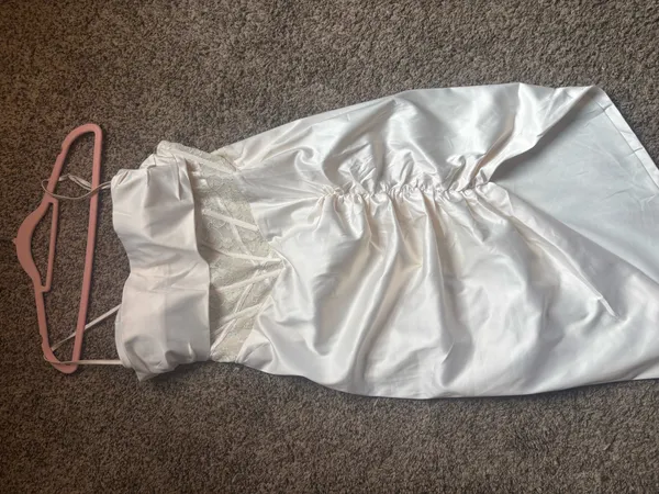 White Formal Dress Size L - Image 2