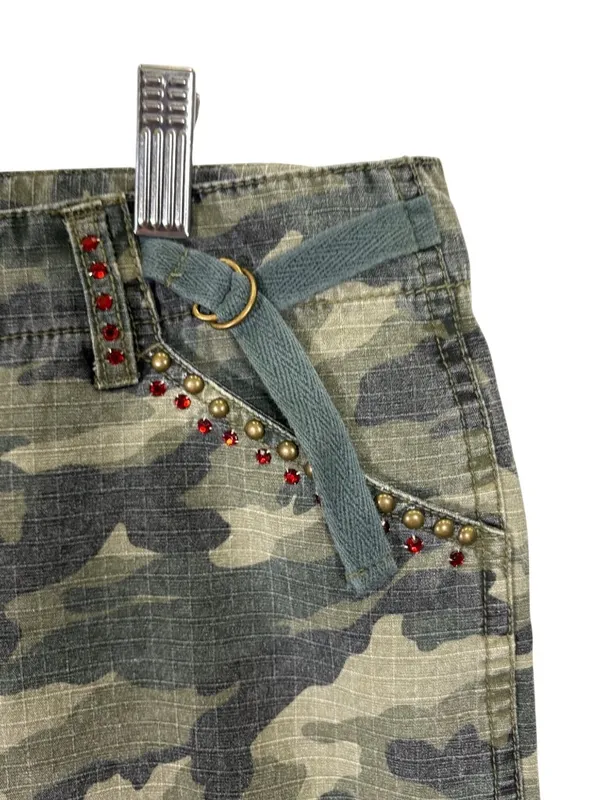 Vintage True Rebel Y2k Low Rise Embellished Cargo Shorts Size Large - Image 11