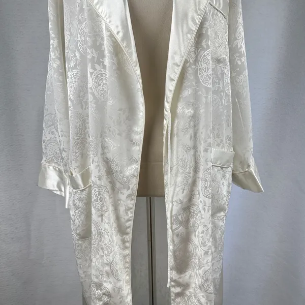 Rare‎ Vintage 90's Victoria's Secret Ivory Floral Satin Long Robe Womens Small - Image 9