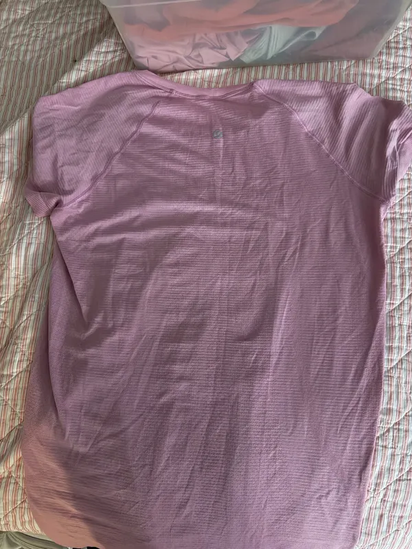 Lululemon Swiftly Tech Short Sleeve - Image 2
