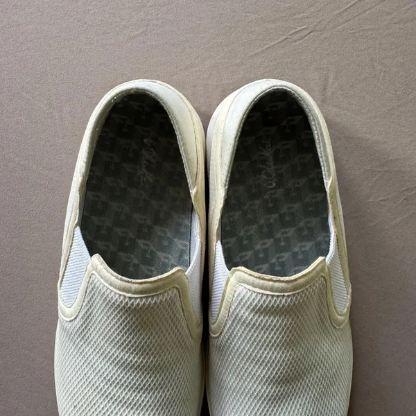 Ki'lhele 'Ili Slip On Sneakers - Image 5