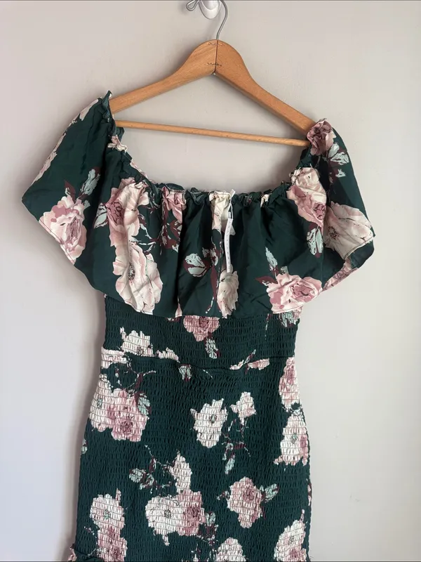 NEW Baltic Born Amalfi Smocked Maxi Dress.Dark green/ pink floral Large - Image 3
