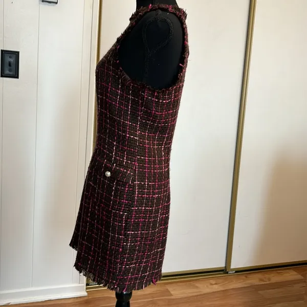 Majorelle Brown and Pink Vintage Sleeveless Tweed Dress - Image 4