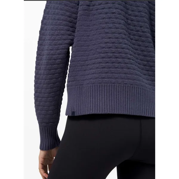 Lululemon Texture Play‎ Crew Sweater Cadet Blue xs/s - Image 3