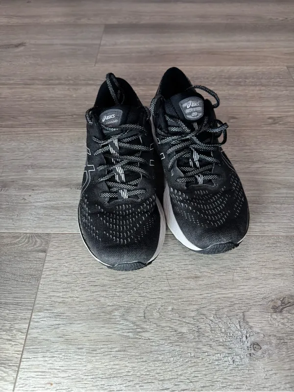 ASCIS Gel Kayano 28 Black White - Image 2