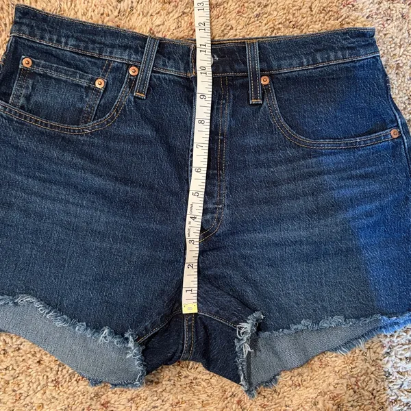 Levi’s 501 Raw Fray Cutoff Hem Dark Wash Denim Jean Shorts Button Fly Size 30 - Image 15