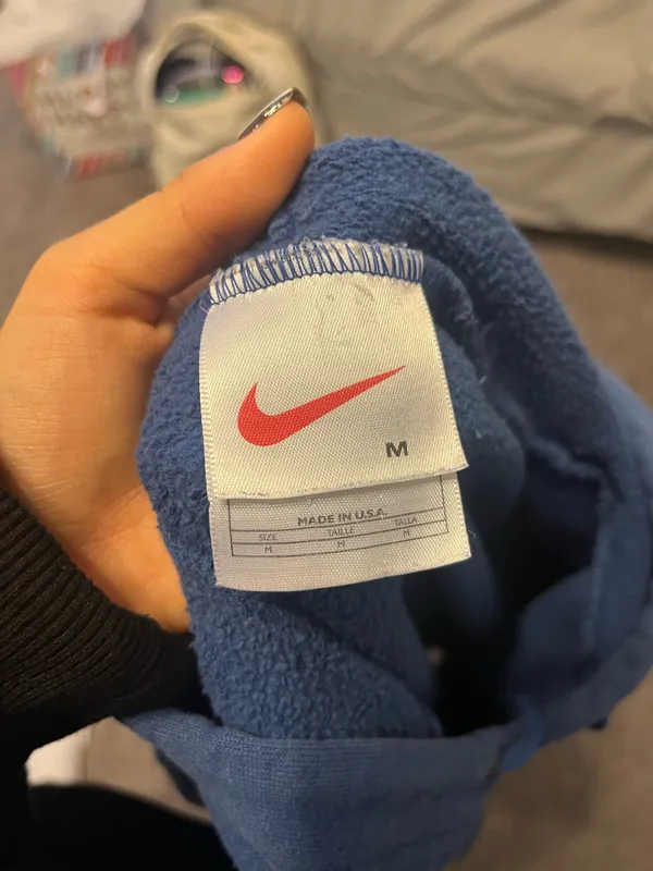 vintage nike embroidered hoodie - Image 3