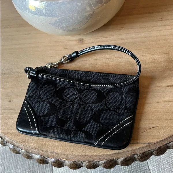 Coach Vintage Authentic Classic Black Logo Canvas Wristlet - Image 3