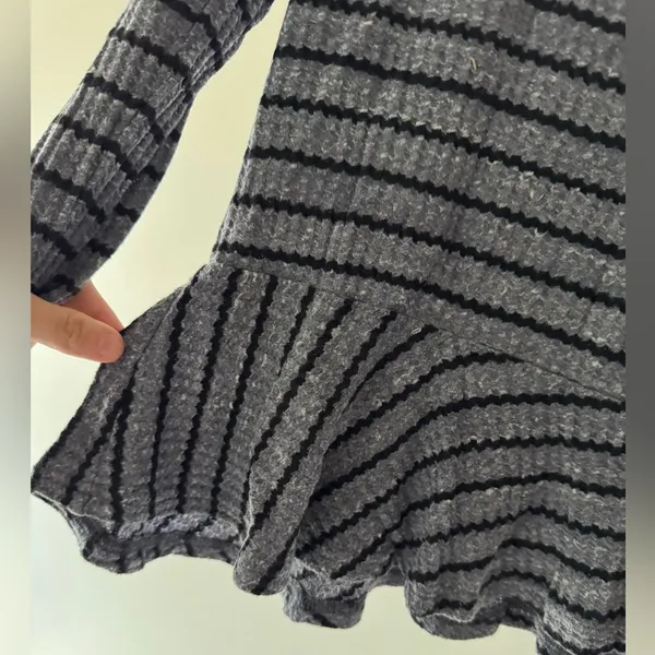 We The Free/Free People Auntie Em Thermal Striped Peplum Top‎ Size Large - Image 4