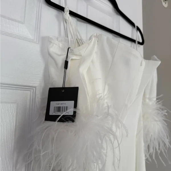 Mac Duggal Long Off Shoulder Feathers Formal Bridal Gown - Image 10