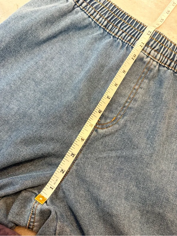 NWT Vanilla Star Size L 12-14 Ultra Cozy Pull On Stretch Denim Cargo Jeans Pants - Image 9