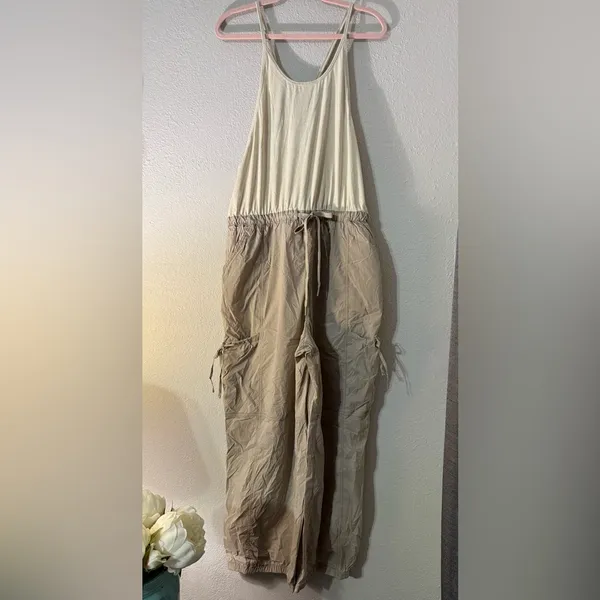 NWOT Free People Light Tan Joggers - Image 3