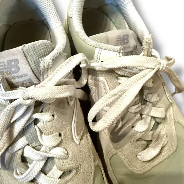 New Balance 574 Calm Green Sneakers Women's 9.5 Men's 8 Suede Athletic Shoes‎ - Image 3