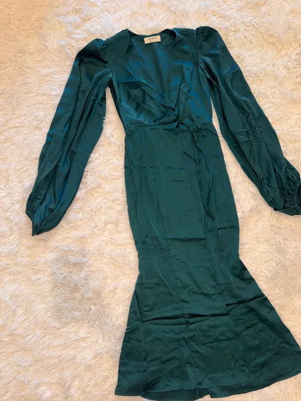 NEW HOUSE OF CB Shilol wrap dress emerald green Sz XS - Image 11