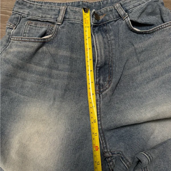vintage baggy mom/boyfriend style blue jeans - Image 5