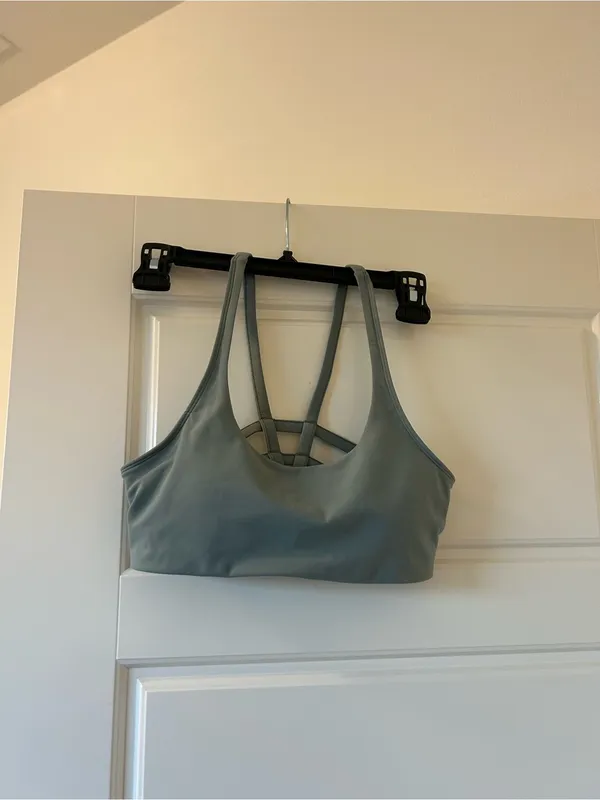 Vuori Daily Leggings + Yosemite Sports Bra Set - Image 6