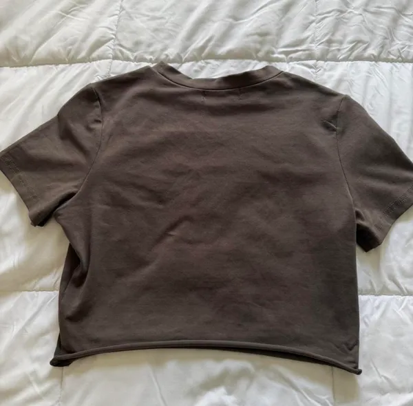 SheIn Brown NYC Crop Top - Image 2