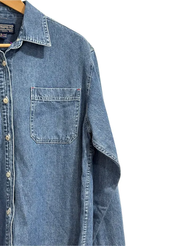 Newton Trading Co. Denim Button Front Shirt Medium Wash Chambray Size M - Image 6