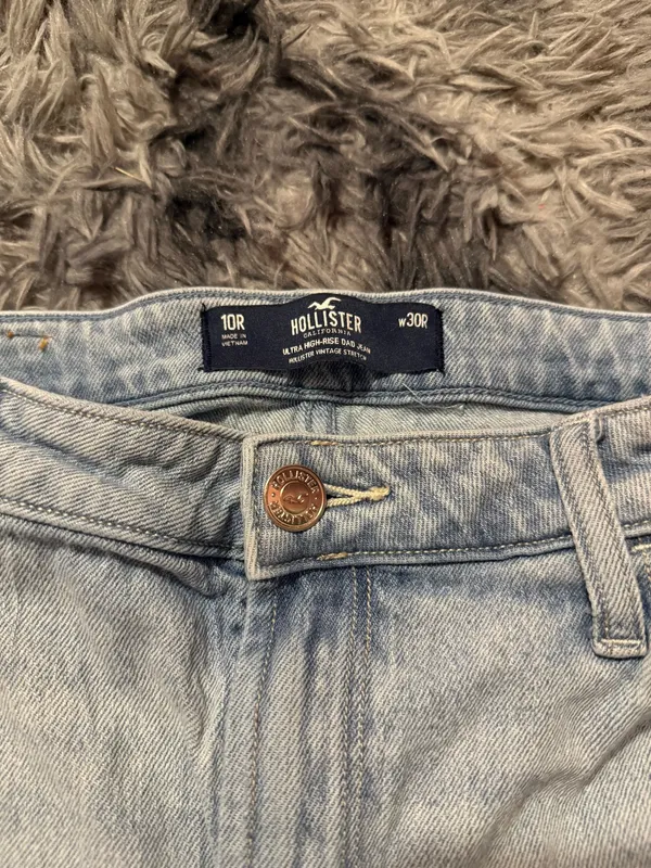hollister dad jeans - Image 2