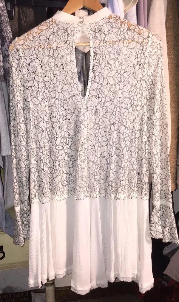 NEW  Tell Tale Lace Tunic Top/Shirt Blouse  - Image 6