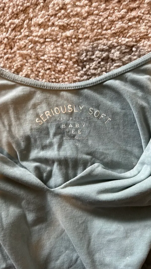 Aeropostale Baby Tee - Image 2