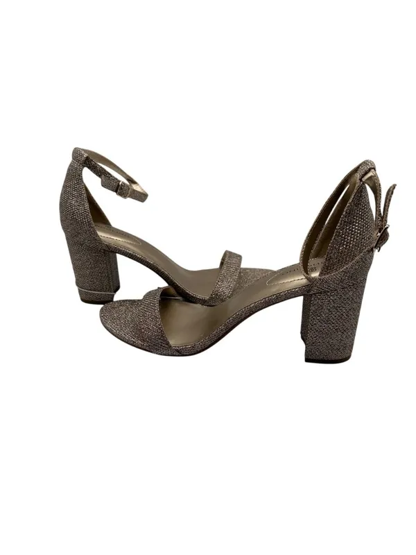 Bandolino 8M Glittery Gold Open Toe Heel Sandals Ankle Strap Buckle Closure - Image 4