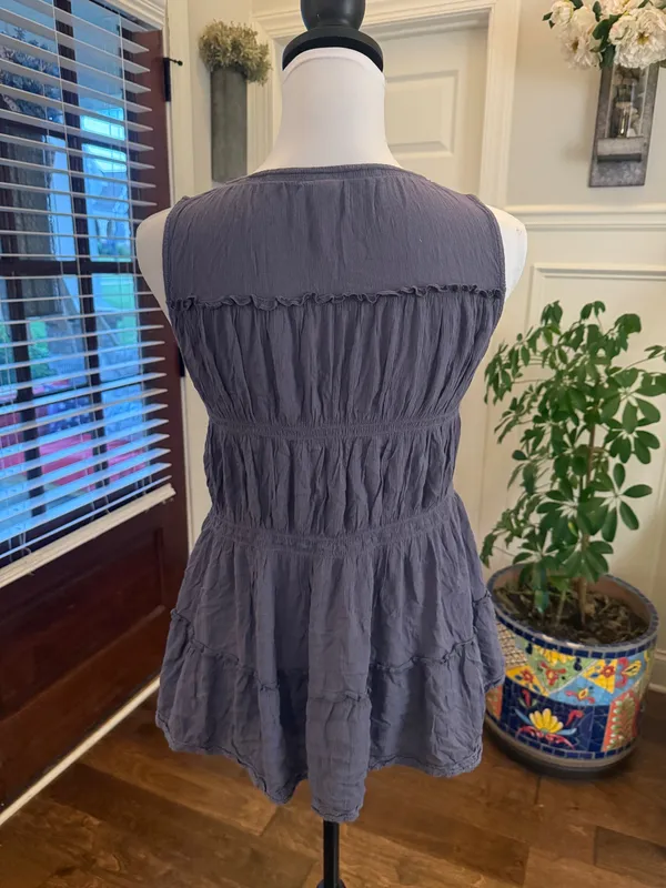 Knox Rose Dusty Blue Sleeveless Tiered Tank Top - Image 2