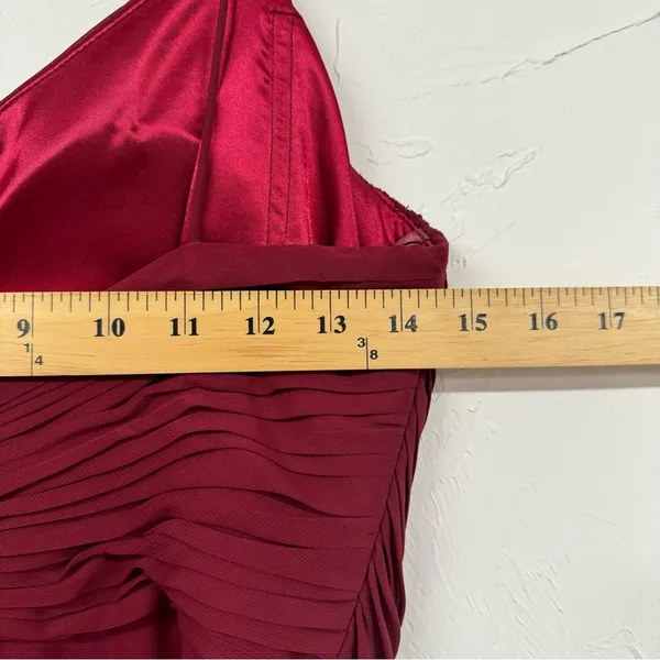 Weddington Way Burgundy Satin Sleeveless Bridesmaid Maxi Dress Womens 6 Formal - Image 10