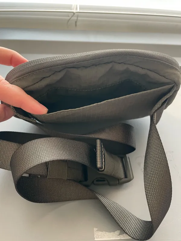 Lululemon Mini Belt Bag - Image 2