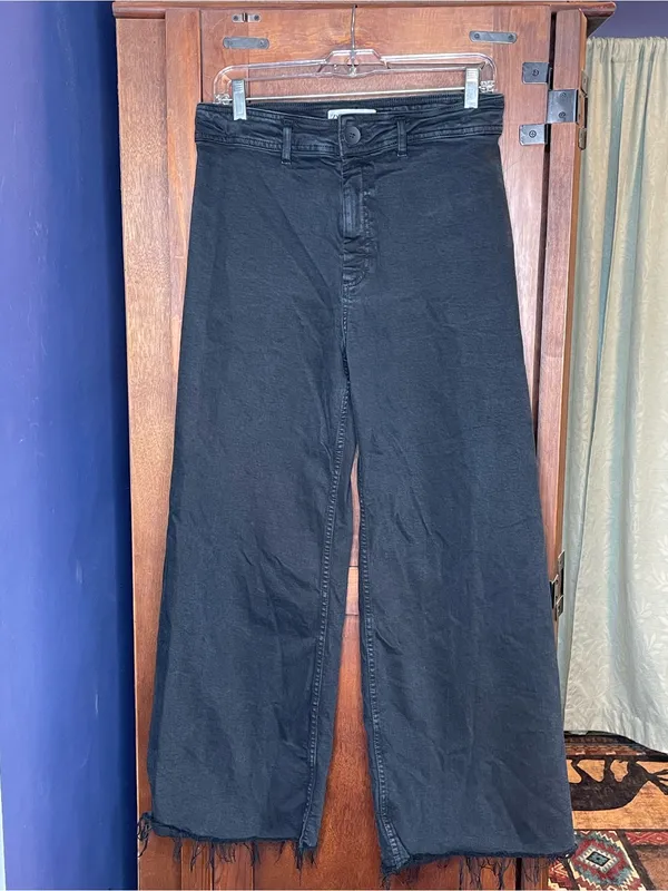 Zara Womens Black Wide Leg Jeans 8 High Rise Raw Hem Cropped Frayed Denim Y2K - Image 2