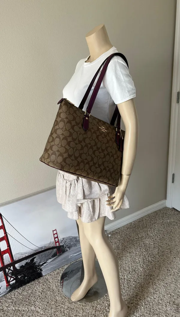 Coach Purse - Image 8