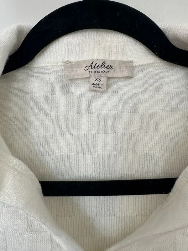 Atelier by Kirious White Textured Checker Long Sleeve Polo Top - Image 2