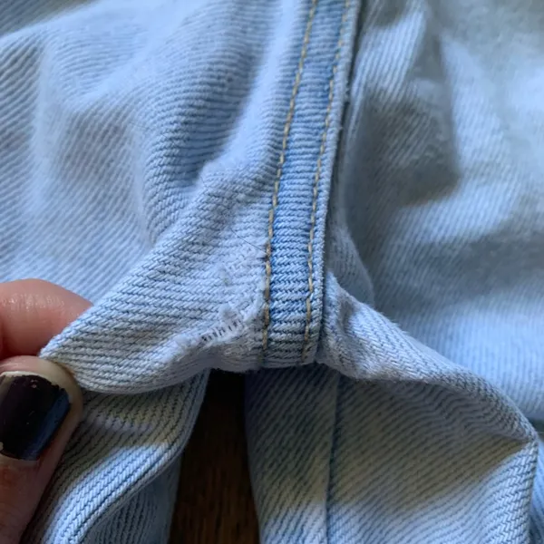 Vintage Guess Jeans size 30 - Image 9