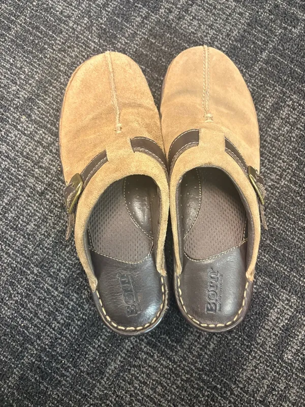 Børn tan suede mule clogs comfort shoes sz 8 - Image 4