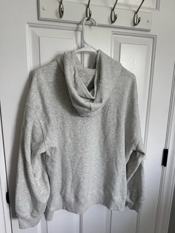 Hollister Light Grey Hoodie - Image 2