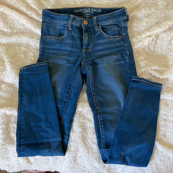 American Eagle Jeans - Image 3