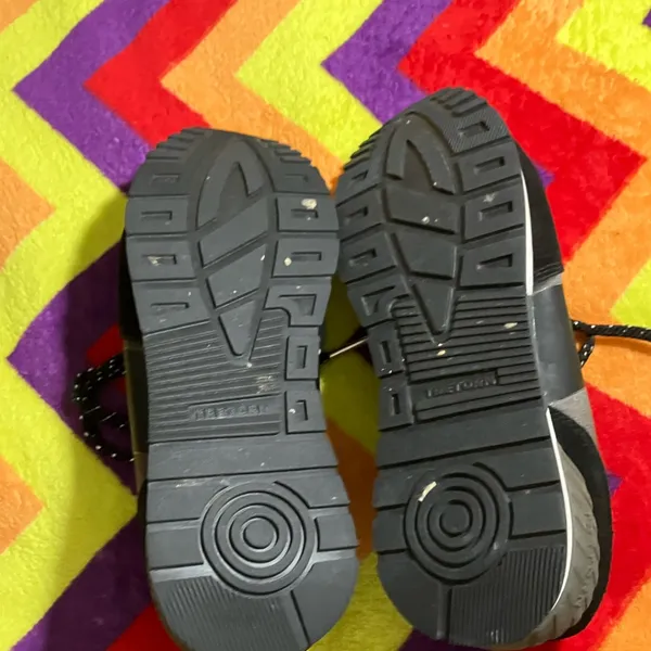Tretorn 6.5 shoes - Image 9