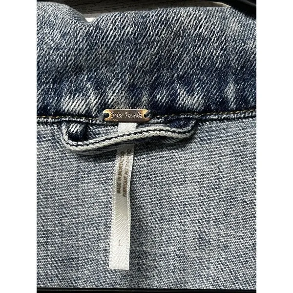 Free People Women's Rumors Cropped Denim Jean Jacket - Light Wash / Size Small - Image 5