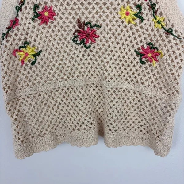Rebellion Again Crochet Tank Crop Top Floral Embroidered Festival Boho Small - Image 3