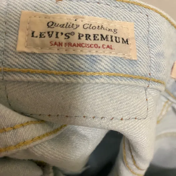 Levi’s Levis Womens Lt Blue Wash Denim Jeans 27 Ribcage Straight Ankle Distress - Image 9