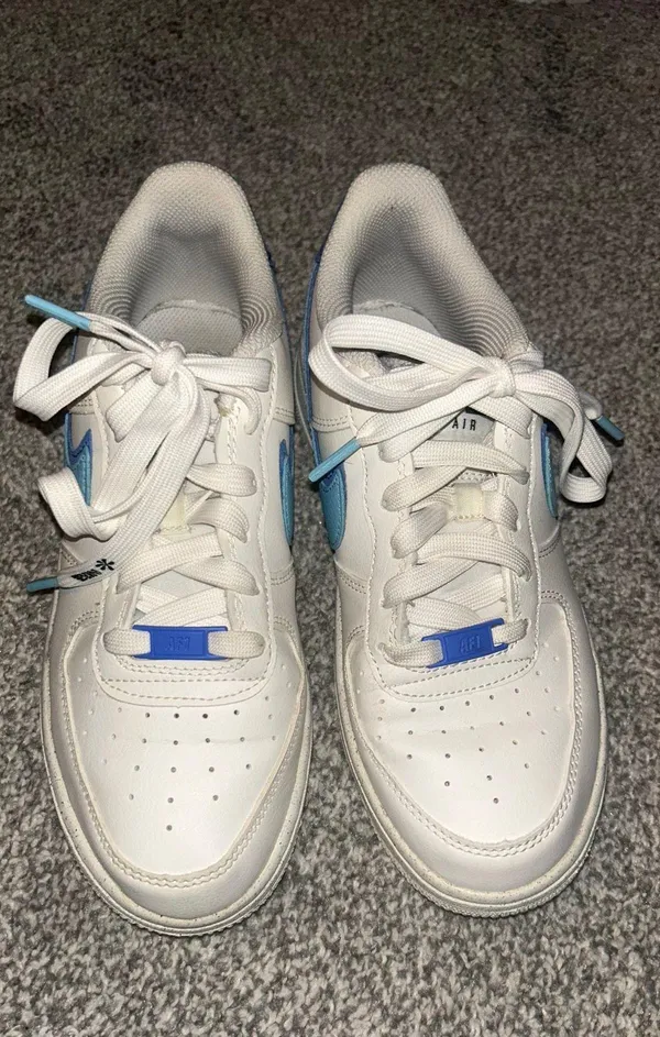 Nike shoes - Image 6