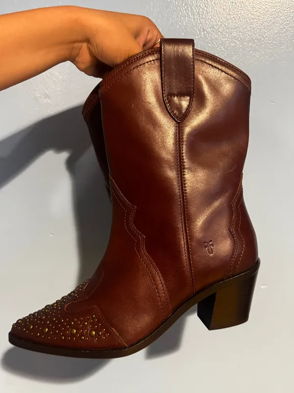 Frye Sara Studded Wingtip Western Boot 6.5 - Image 5