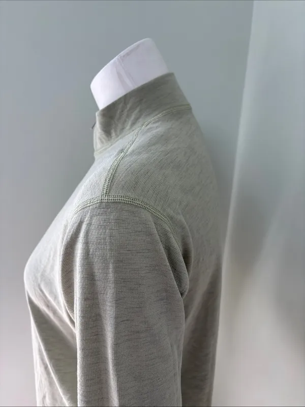 Patagonia Green Capilene Lightweight pullover quarterzip small - Image 5