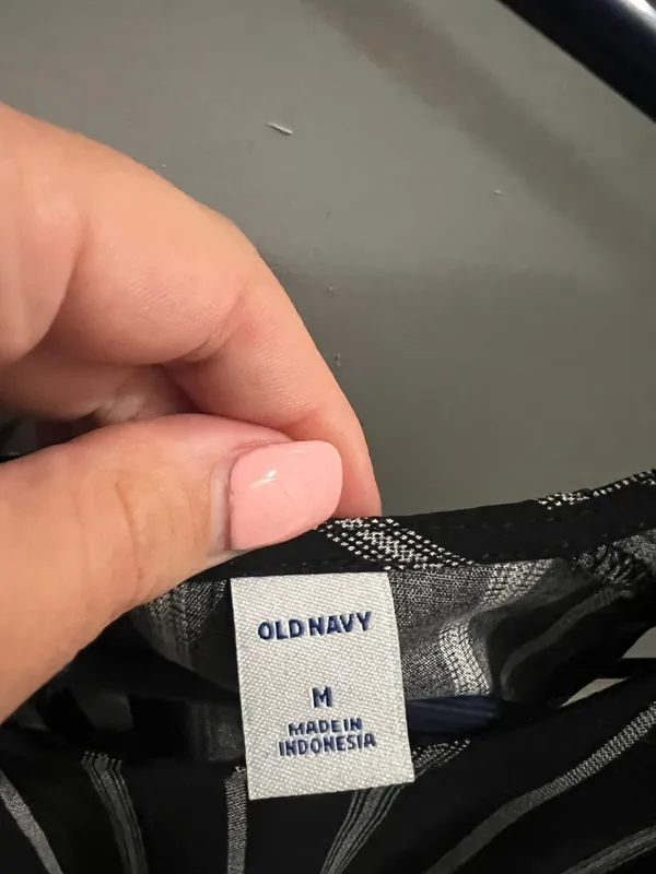 Old Navy Tank Top - Image 2
