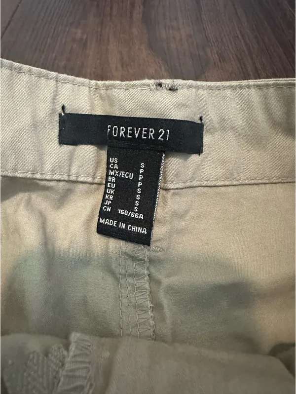 Forever 21 Cargo Pants - Image 3