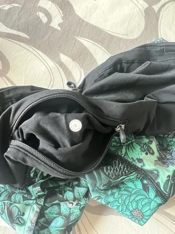 Lululemon Speed Up Shorts 2.5" - Image 3