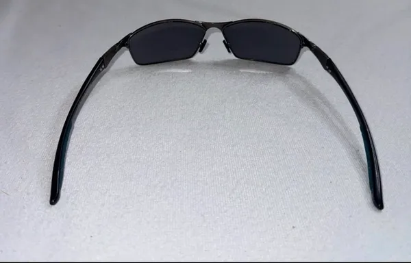 Sunglasses Black - Image 4