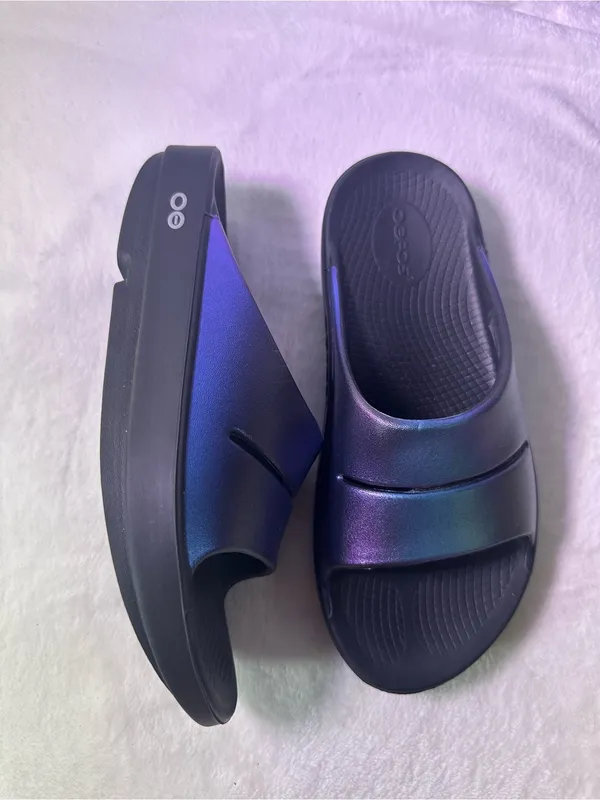OOFOS Women's Iridescent Slide Sandals - Purple/Blue/Pink - Image 5