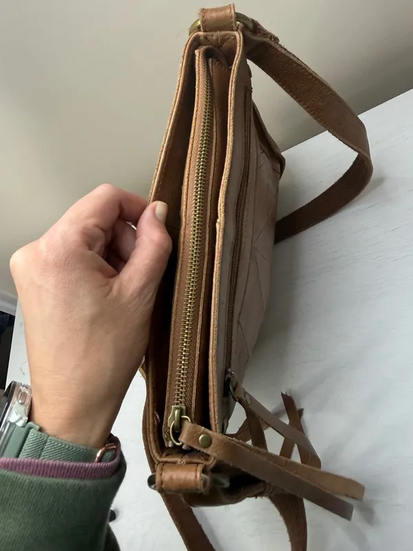 Lucky Brand Rayla Brown Leather Bohemian Crossbody Purse - Image 10