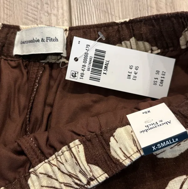 Abercrombie & Fitch Linen Shirts - Image 6